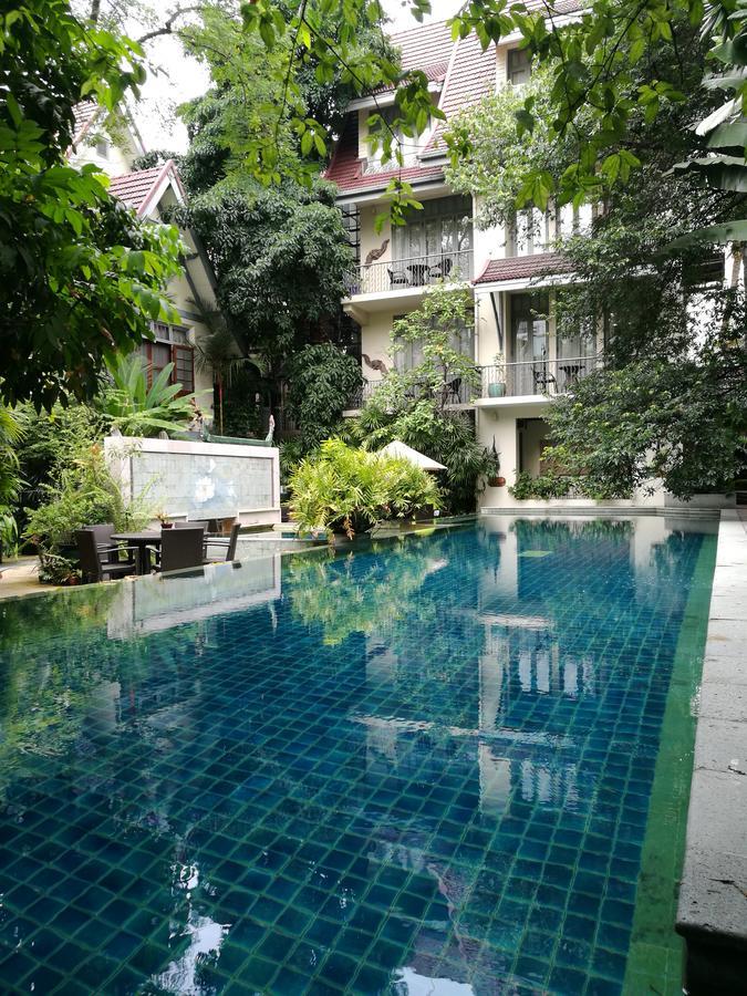 Ariyasom Villa - Sha Extra Plus Bangkok Exterior photo