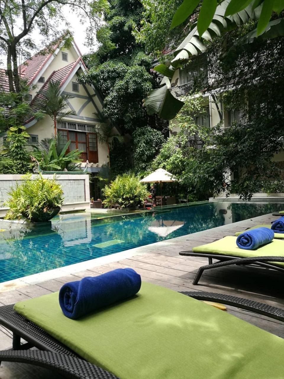 Ariyasom Villa - Sha Extra Plus Bangkok Exterior photo